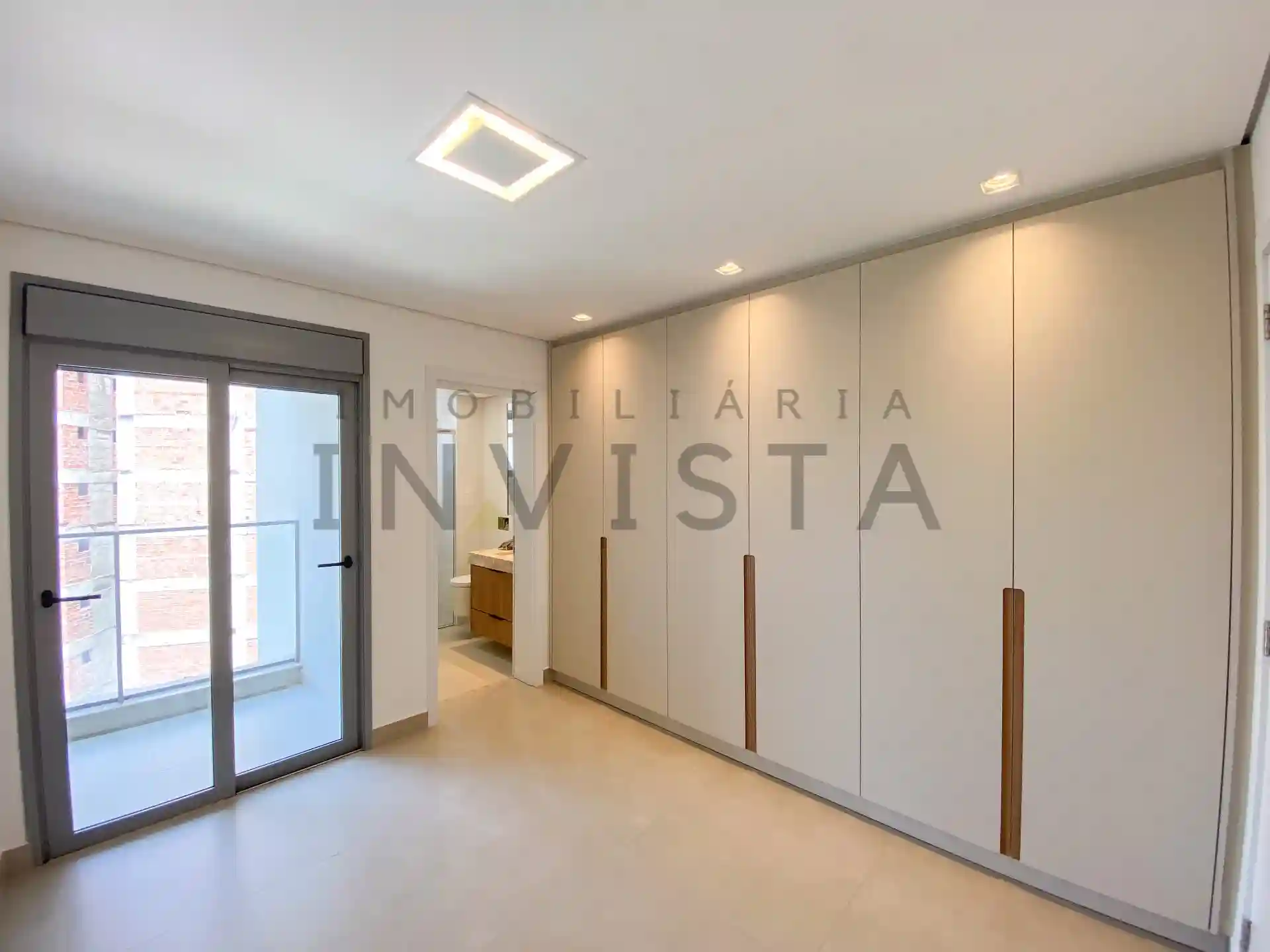 Apartamento com 3 quartos para aluguel, 256m² — foto 10 de 11