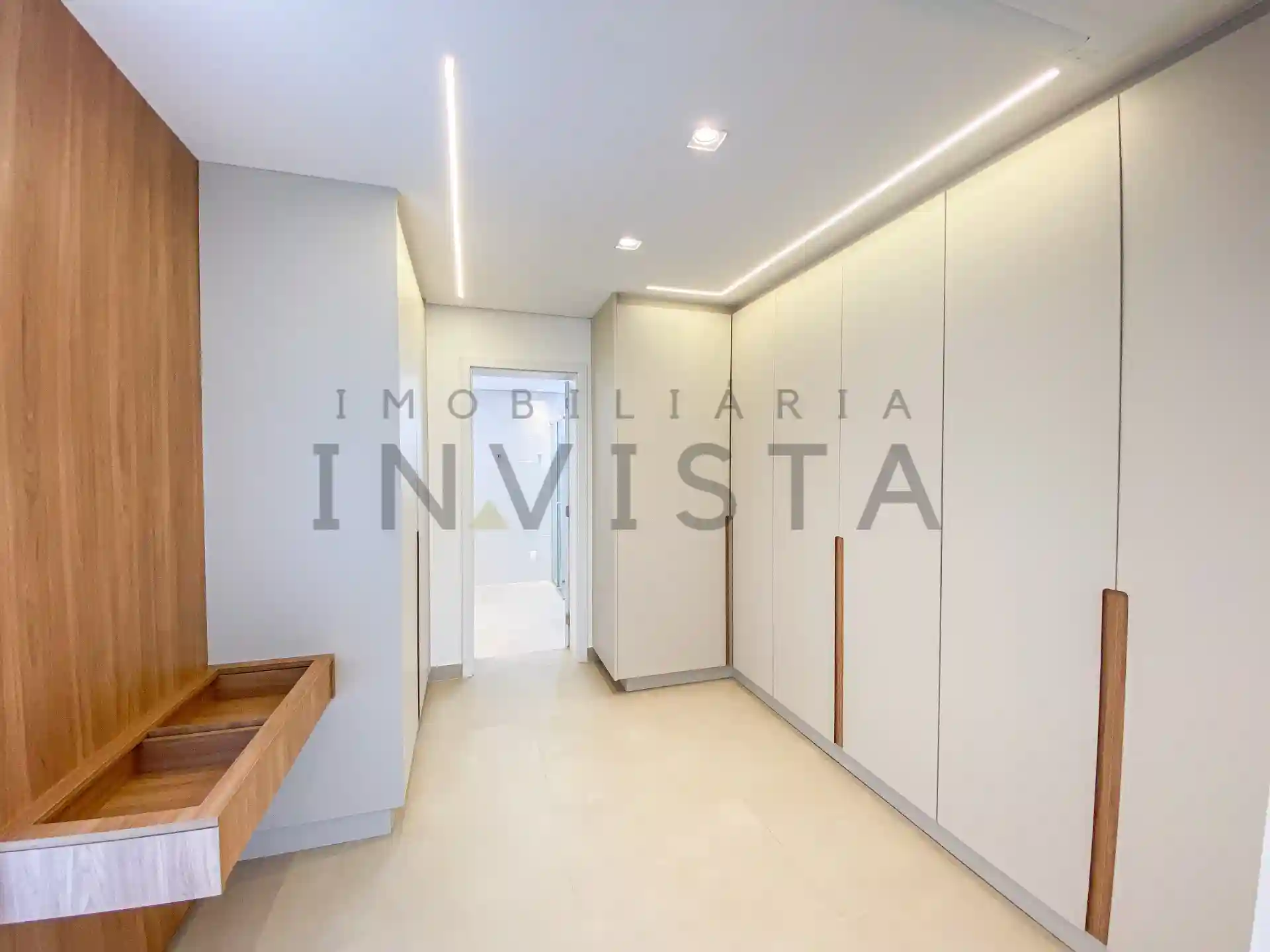 Apartamento com 3 quartos para aluguel, 256m² — foto 5 de 11