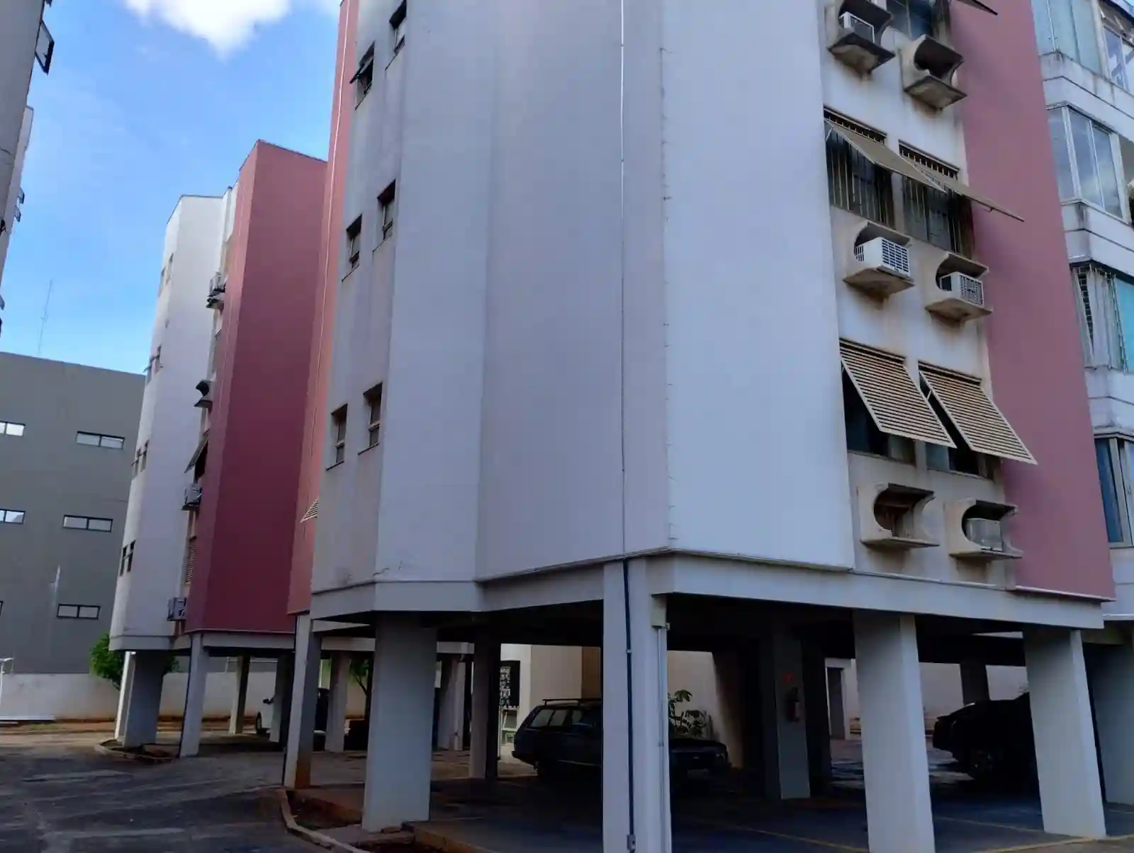 Apartamento com 3 quartos à venda, 109m² — foto 4 de 17