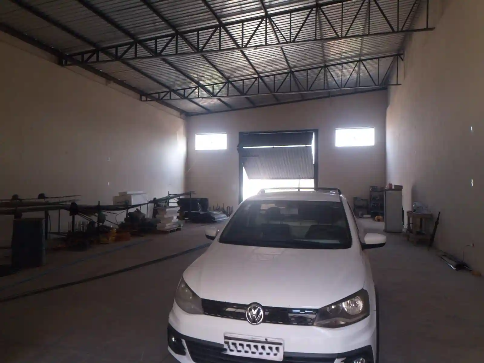 Galpão / Depósito / Armazém  para aluguel, 230m² — foto 5 de 11