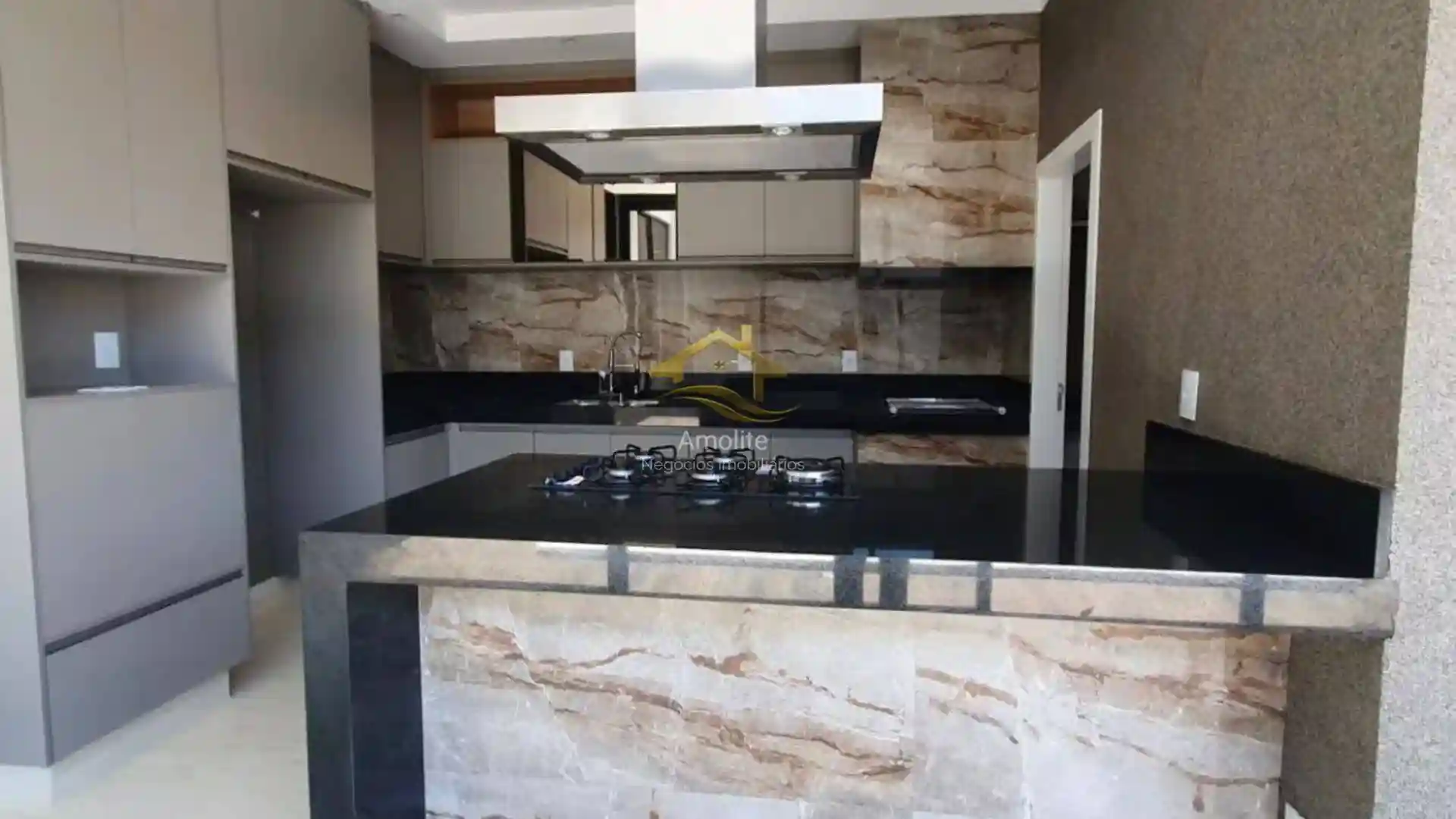 Casa de Condomínio com 3 quartos à venda, 207m² — foto 3 de 25