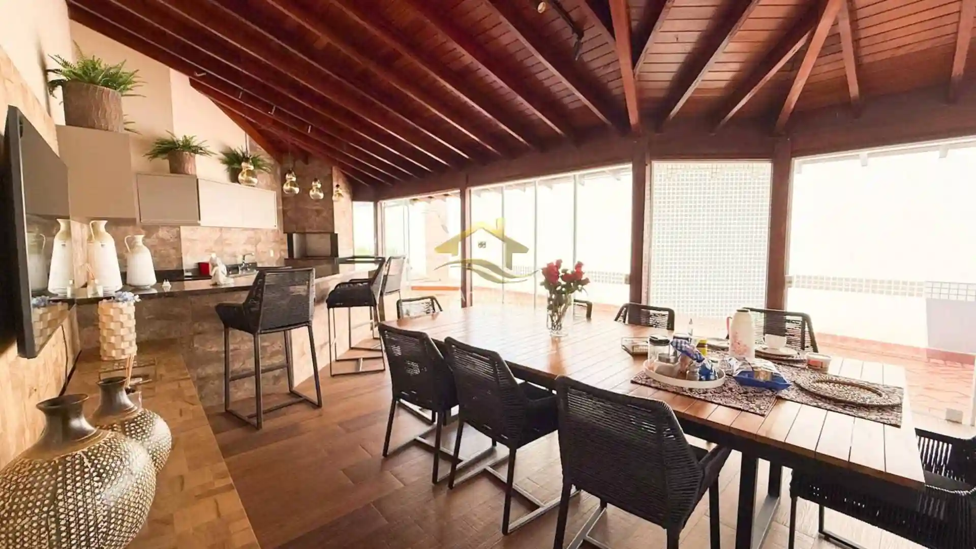 Casa de Condomínio com 3 quartos à venda, 300m² — foto 17 de 28