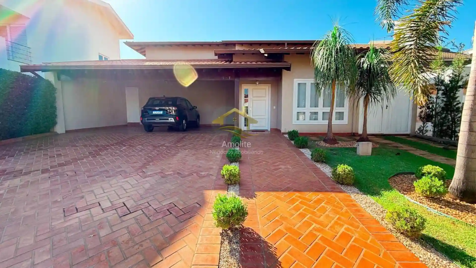 Casa de Condomínio com 3 quartos à venda, 300m² — foto 3 de 28