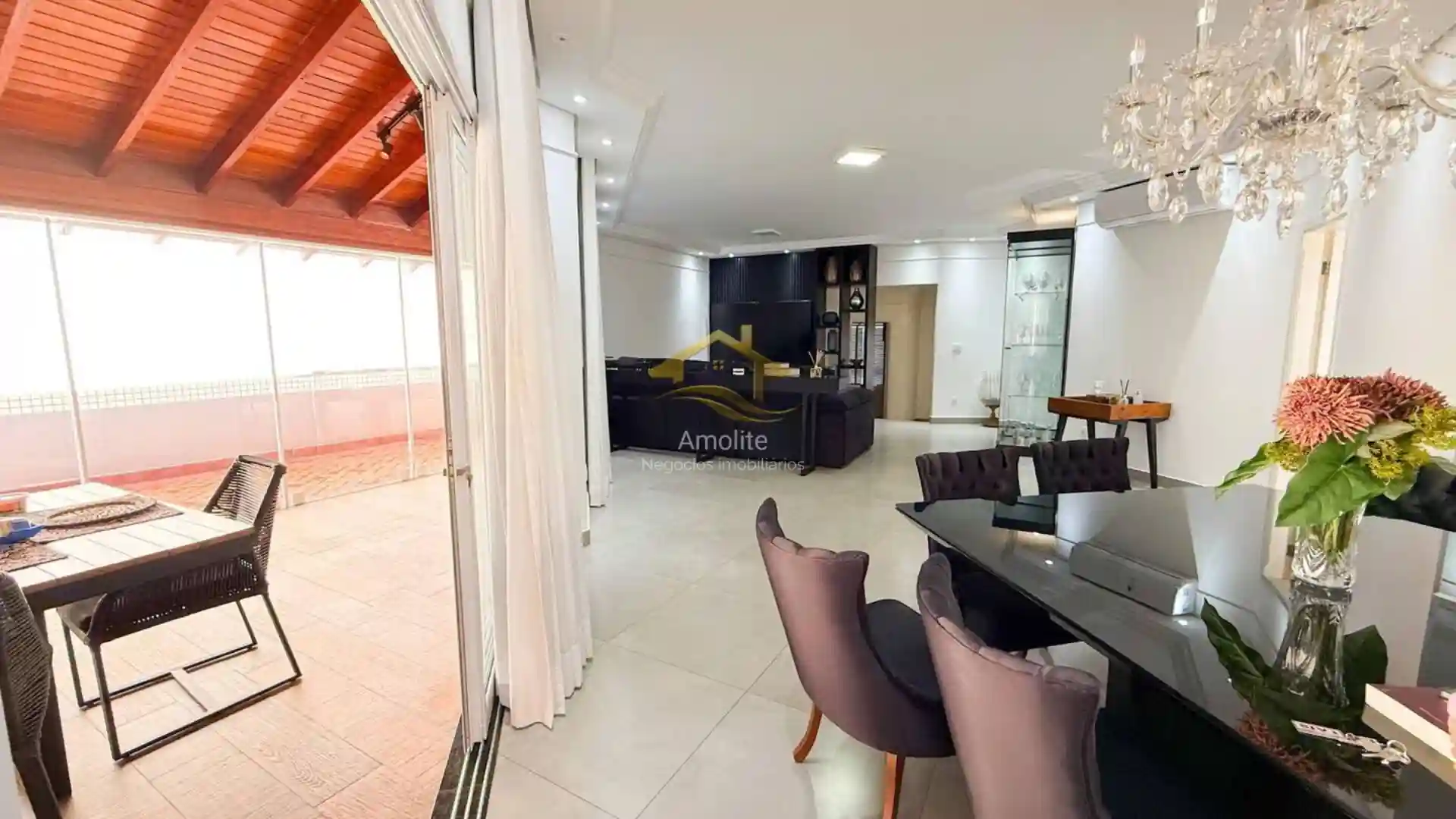 Casa de Condomínio com 3 quartos à venda, 300m² — foto 6 de 28