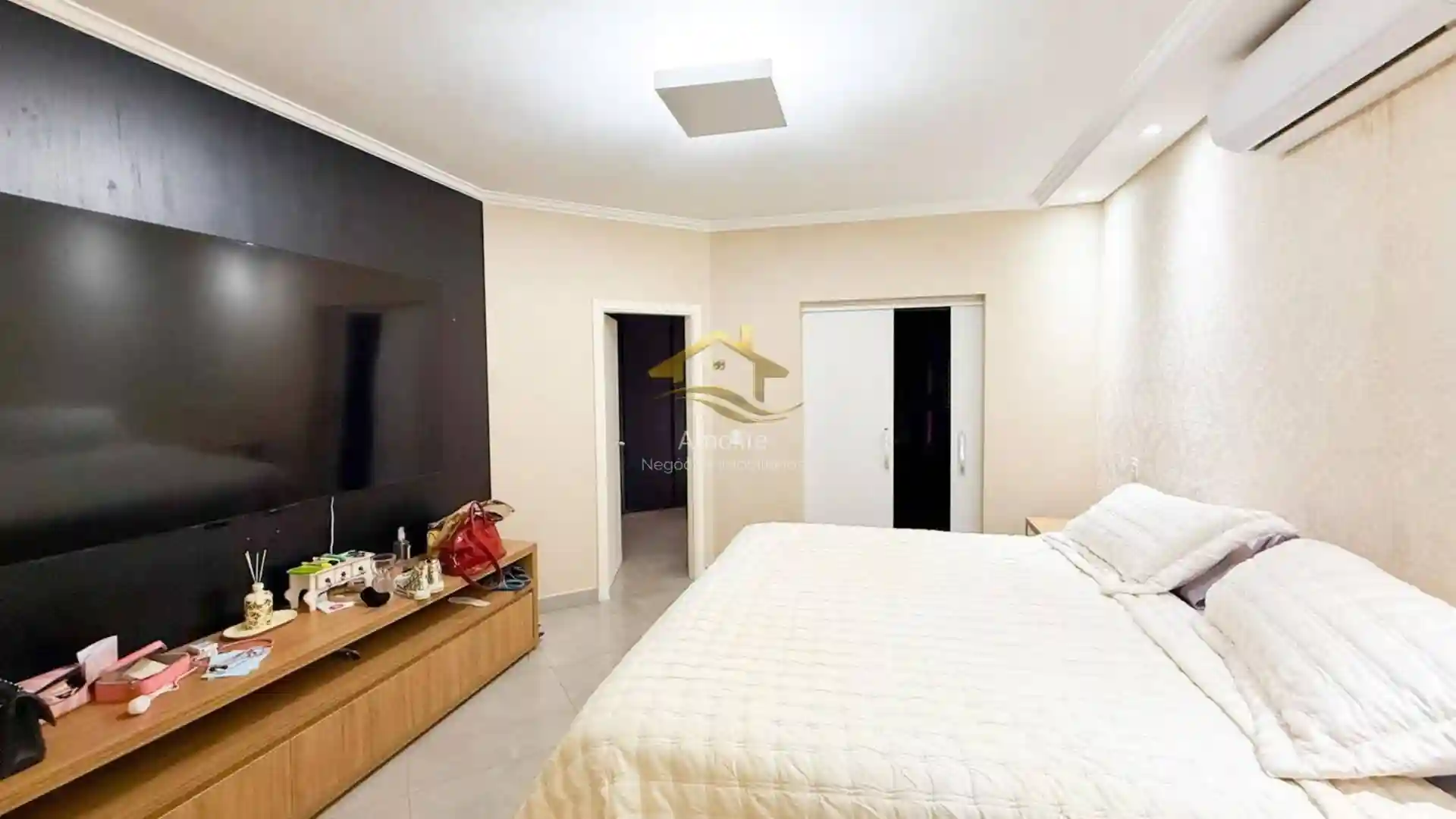 Casa de Condomínio com 3 quartos à venda, 300m² — foto 24 de 28