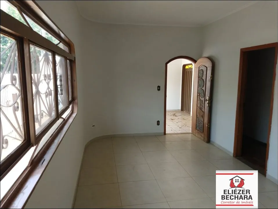 Casa à venda — foto 6 de 12