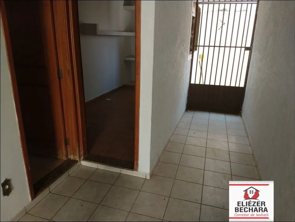Casa à venda — foto 7 de 12