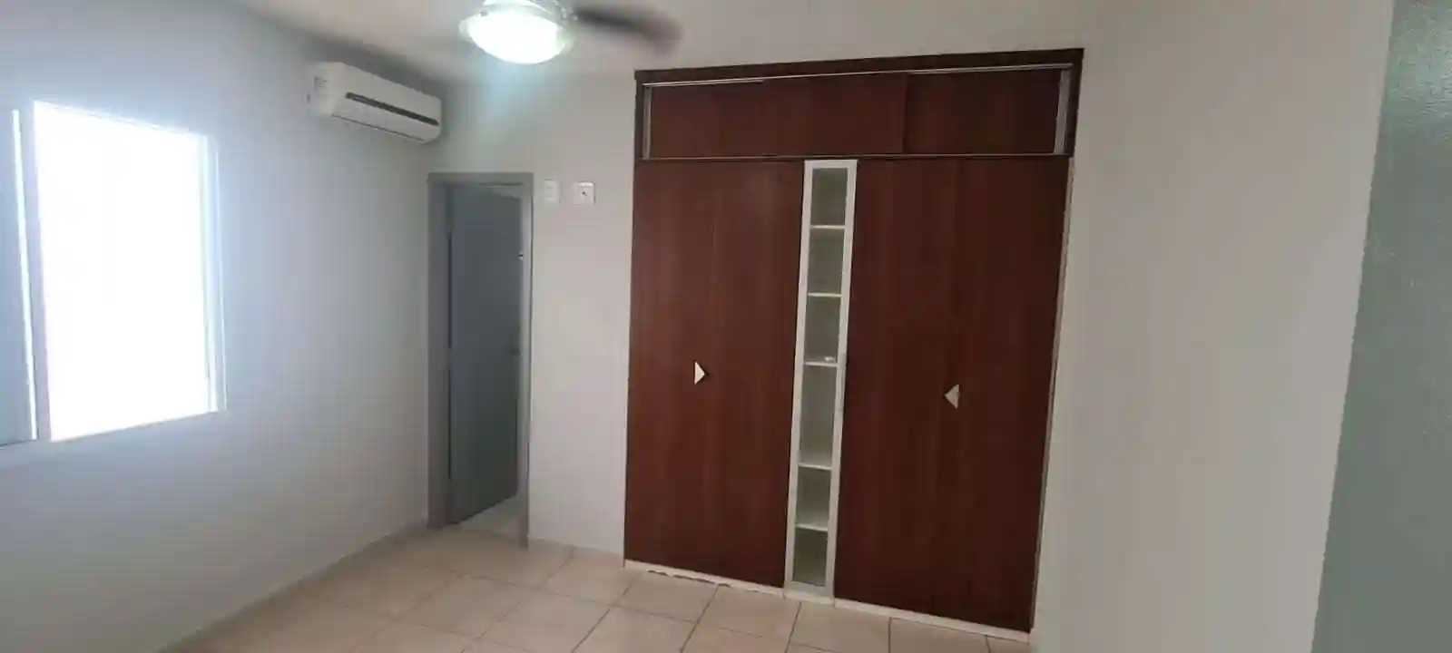 Casa de Condomínio com 3 quartos para aluguel, 30m² — foto 3 de 9