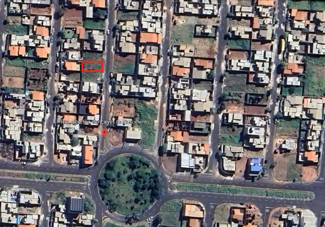 Terreno / Lote / Condomínio  à venda, 200m² — foto 1 de 2