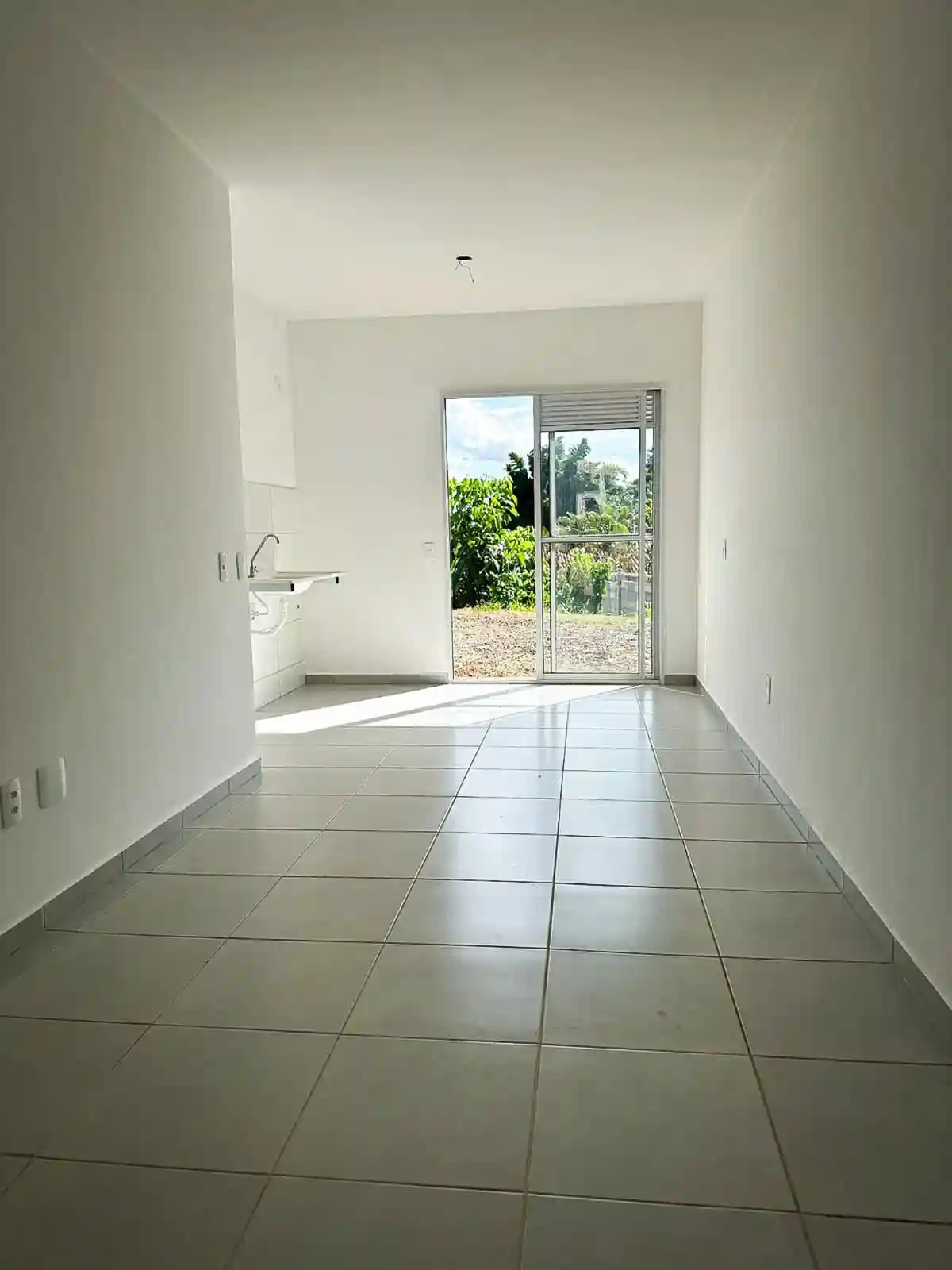 Casa de Condomínio com 2 quartos à venda, 50m² — foto 1 de 9