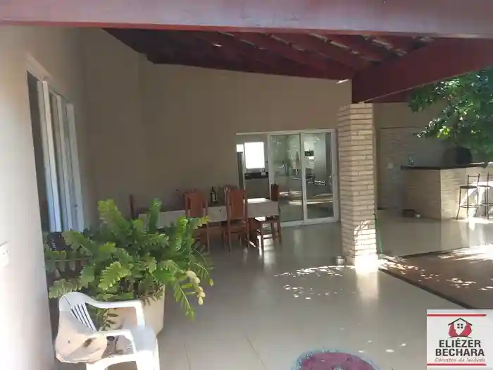 Casa à venda — foto 9 de 47