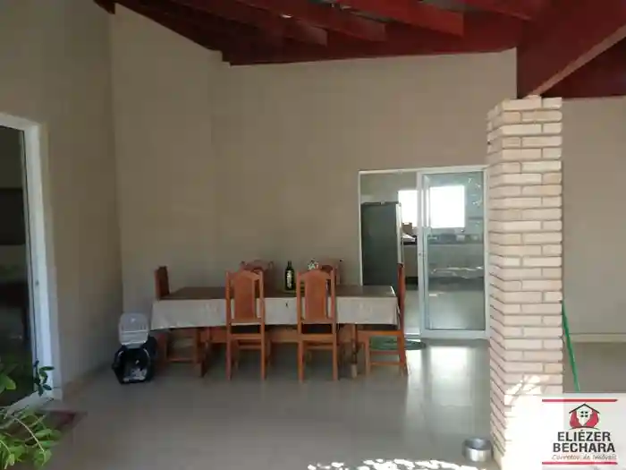 Casa à venda — foto 11 de 47