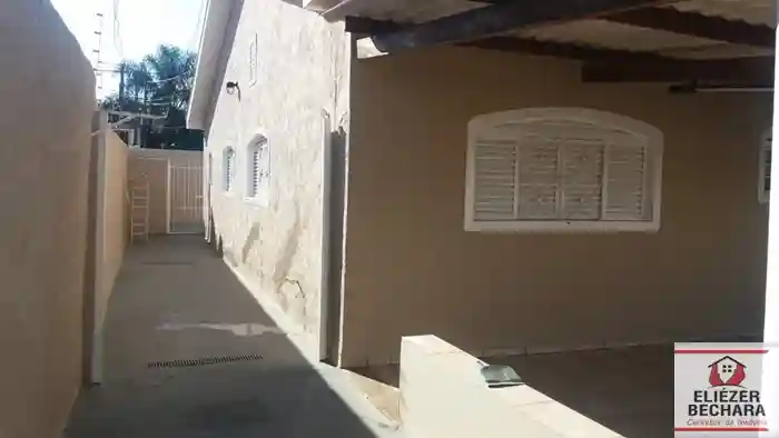 Casa à venda — foto 5 de 18