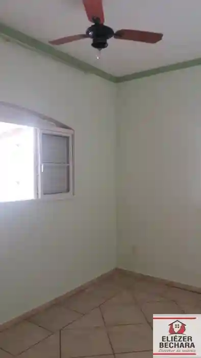 Casa à venda — foto 12 de 18