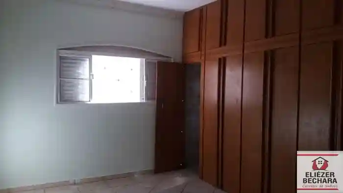 Casa à venda — foto 11 de 18