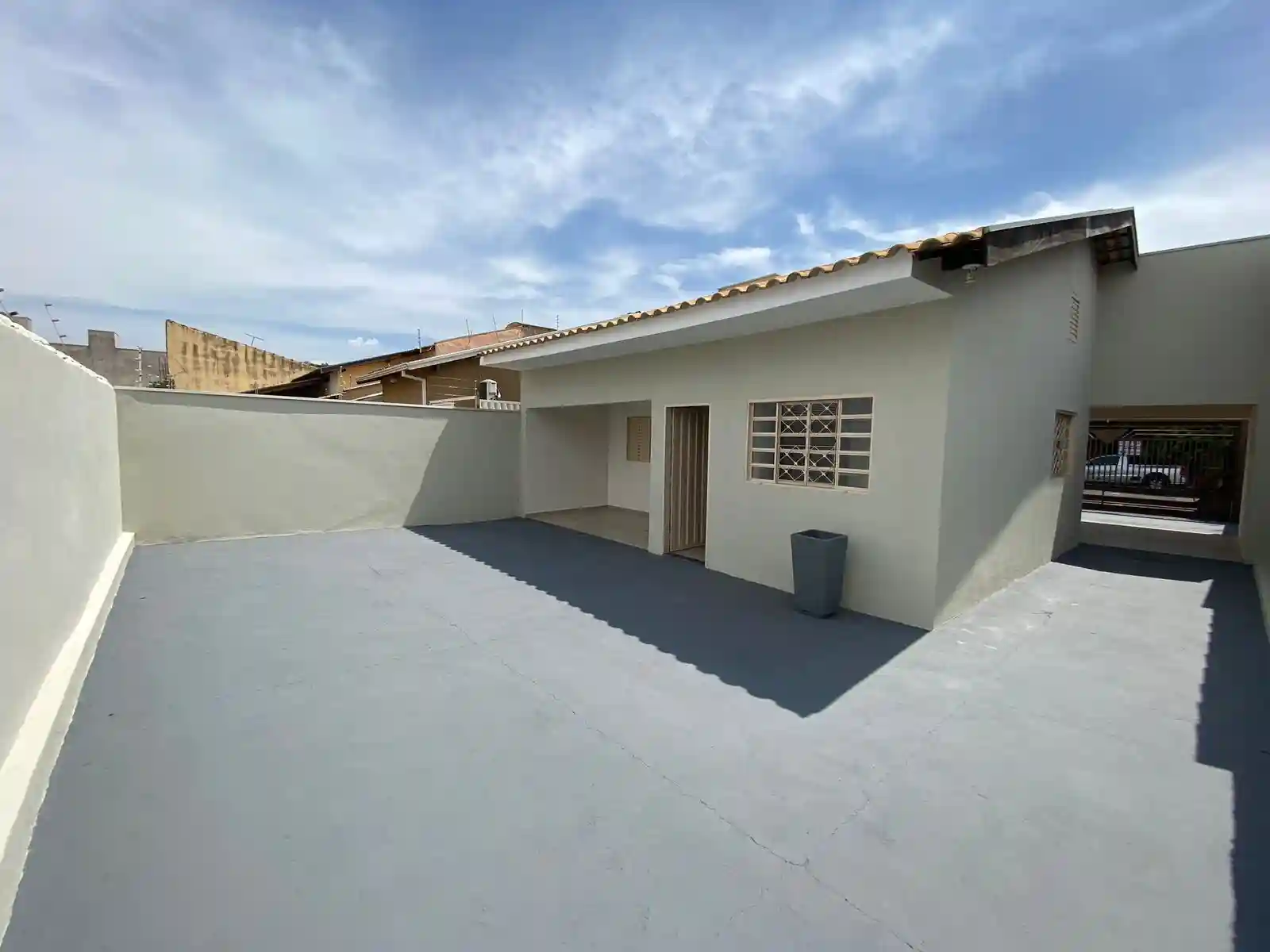 Casa com 2 quartos à venda, 200m² — foto 1 de 12