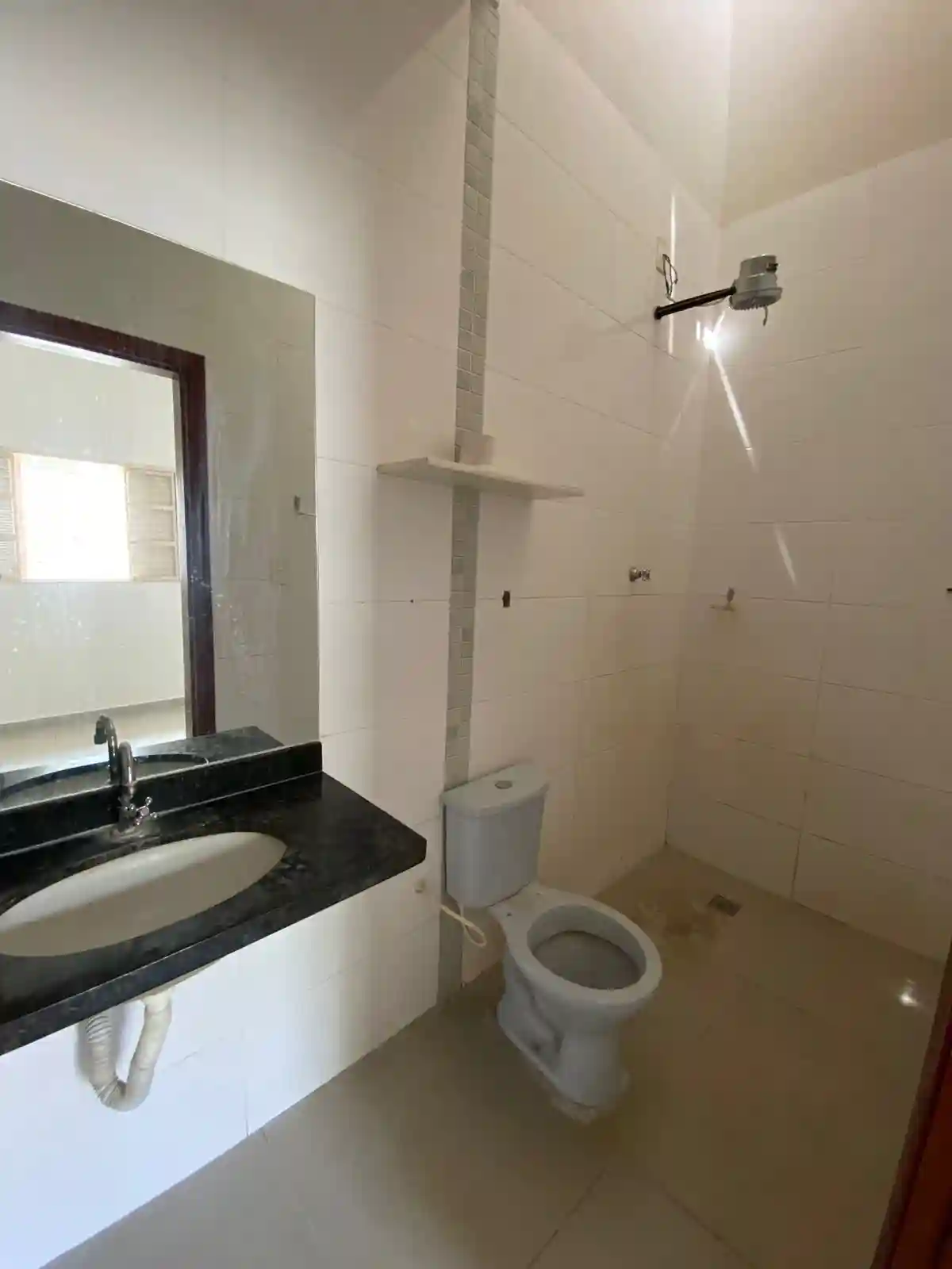 Casa com 2 quartos à venda, 200m² — foto 2 de 12