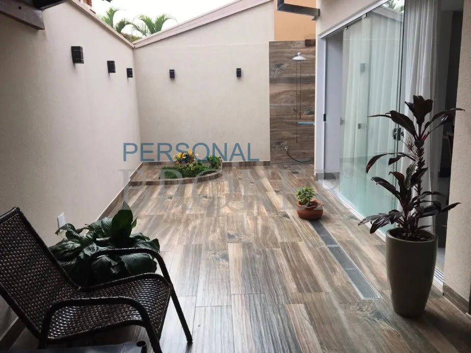 Casa de Condomínio à venda — foto 1 de 2