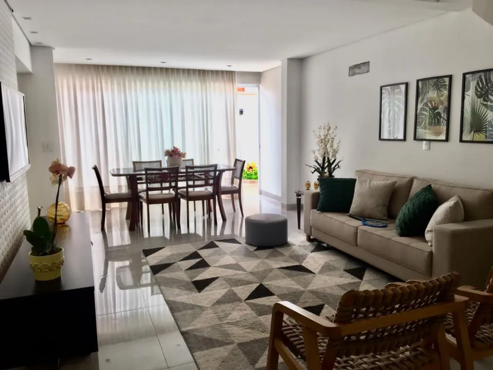 Casa de Condomínio à venda — foto 2 de 2