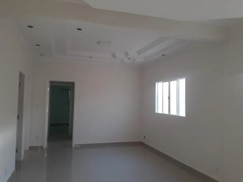 Casa à venda — foto 4 de 5