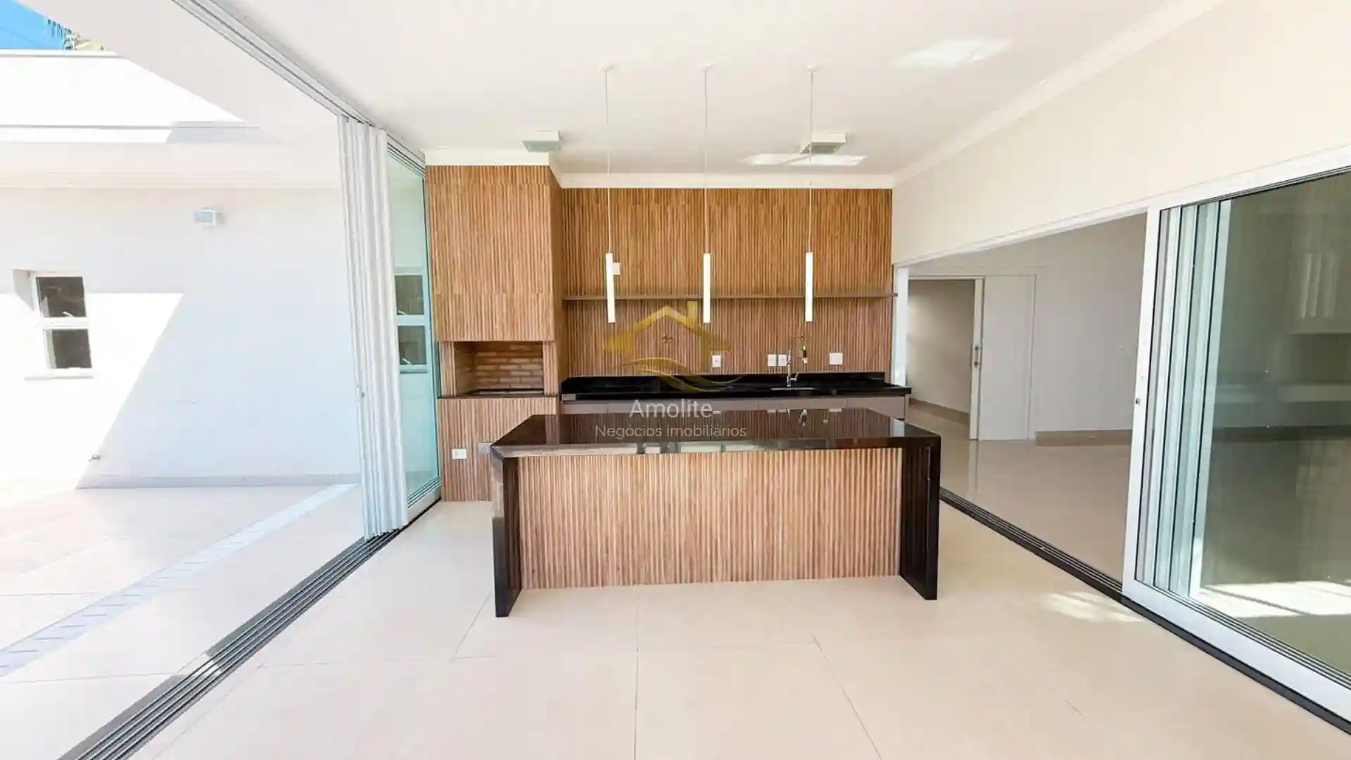 Casa de Condomínio com 3 quartos à venda, 270m² — foto 12 de 38