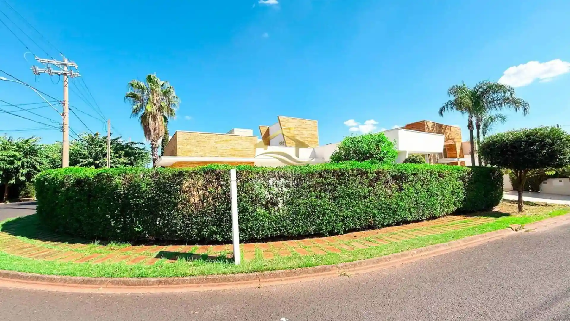 Casa de Condomínio com 3 quartos à venda, 270m² — foto 4 de 38