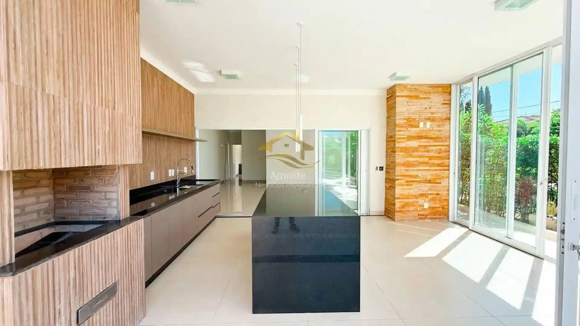 Casa de Condomínio com 3 quartos à venda, 270m² — foto 20 de 38