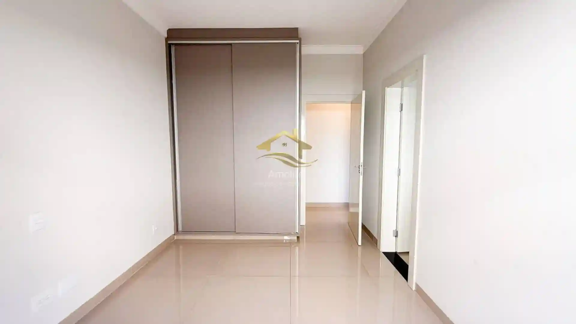 Casa de Condomínio com 3 quartos à venda, 270m² — foto 37 de 38