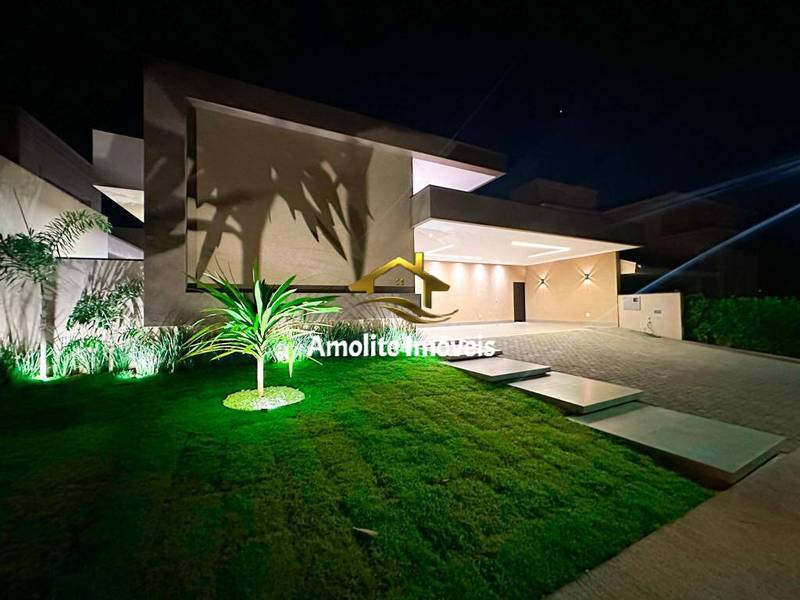 Casa de Condomínio com 3 quartos à venda, 256m² — foto 2 de 28