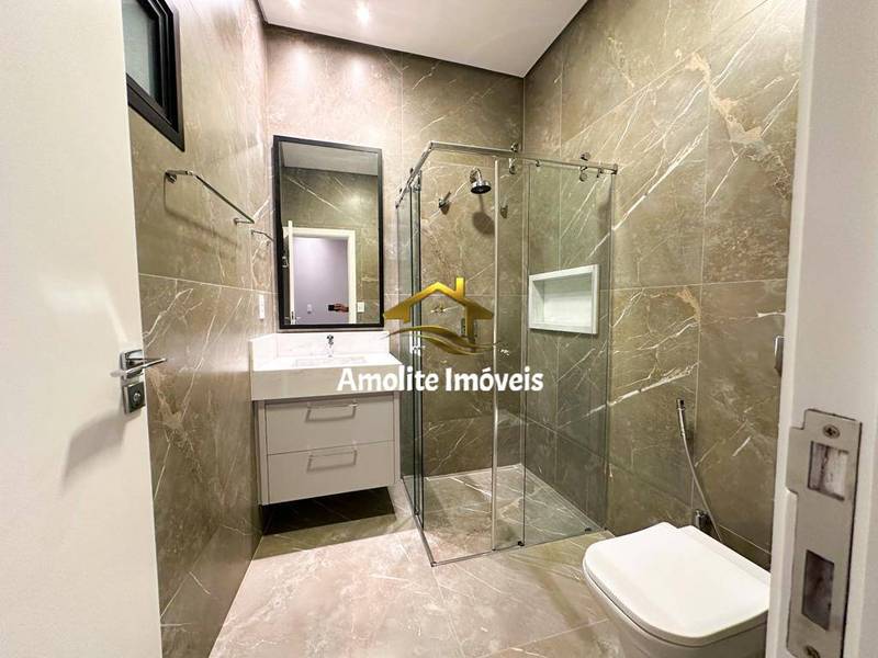 Casa de Condomínio com 3 quartos à venda, 256m² — foto 9 de 28