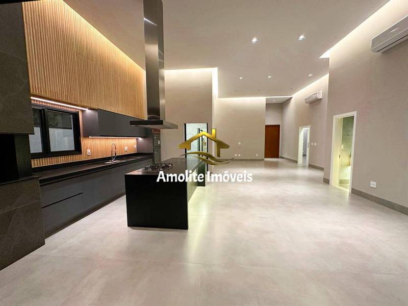 Casa de Condomínio com 3 quartos à venda, 256m² — foto 23 de 28