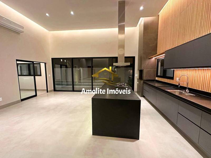 Casa de Condomínio com 3 quartos à venda, 256m² — foto 24 de 28