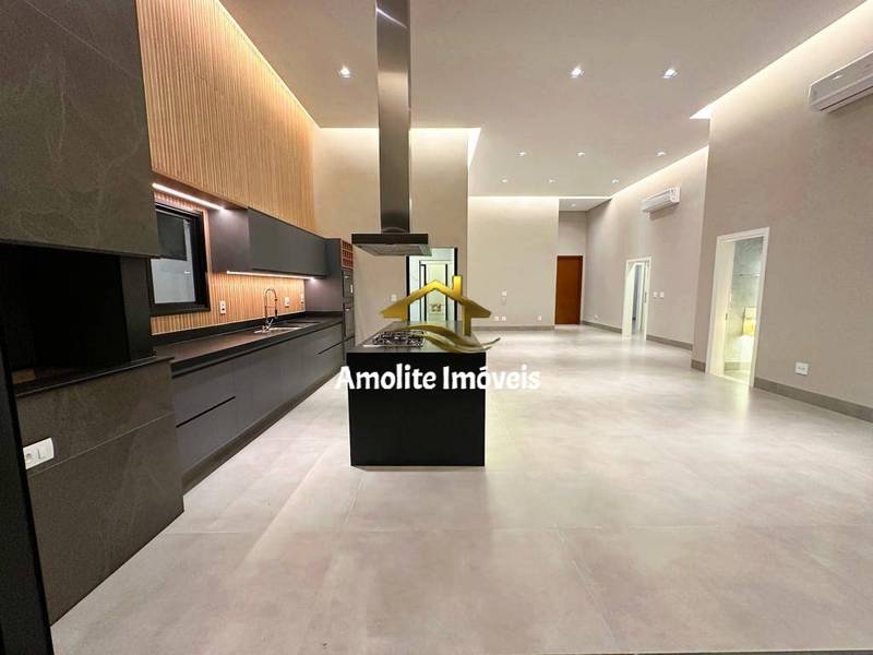 Casa de Condomínio com 3 quartos à venda, 256m² — foto 17 de 28