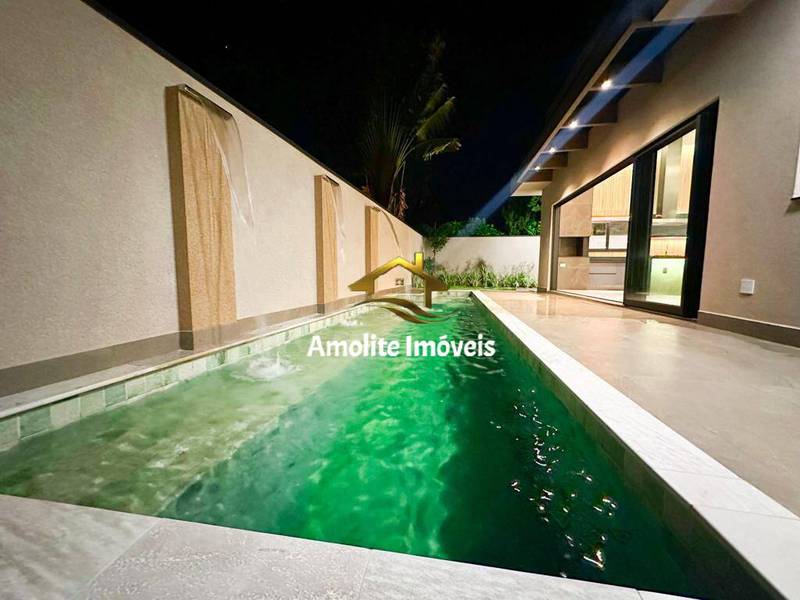 Casa de Condomínio com 3 quartos à venda, 256m² — foto 14 de 28