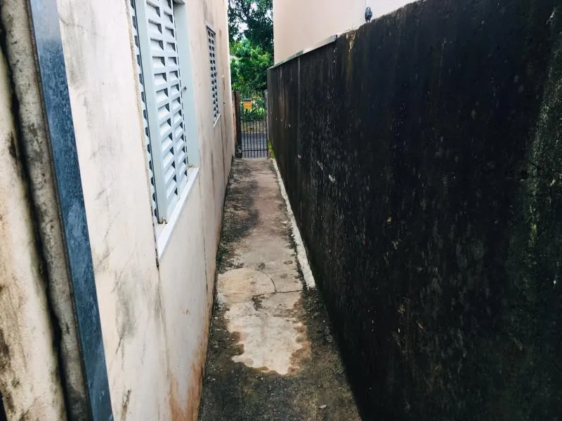 Casa à venda — foto 1 de 4