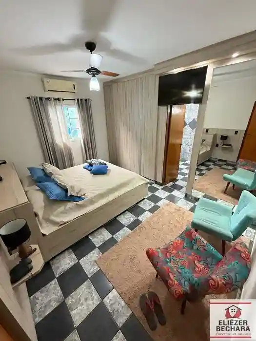 Casa com 3 quartos à venda, 234m² — foto 14 de 28