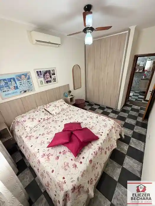 Casa com 3 quartos à venda, 234m² — foto 16 de 28