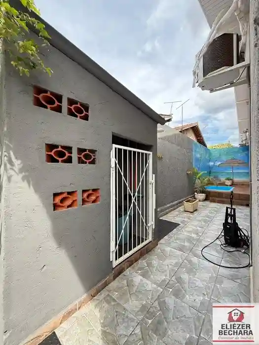 Casa com 3 quartos à venda, 234m² — foto 20 de 28