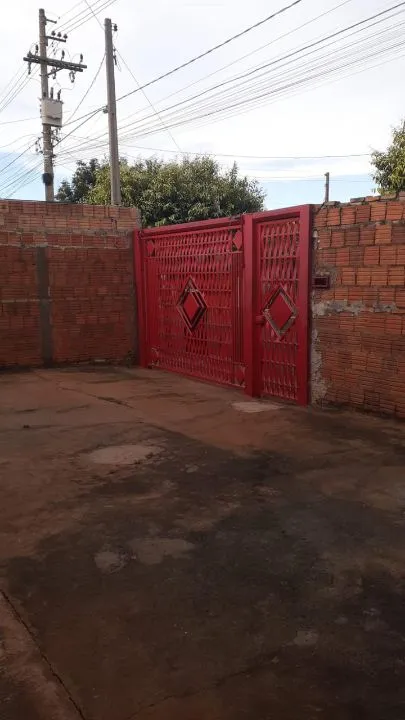 Casa à venda — foto 5 de 6