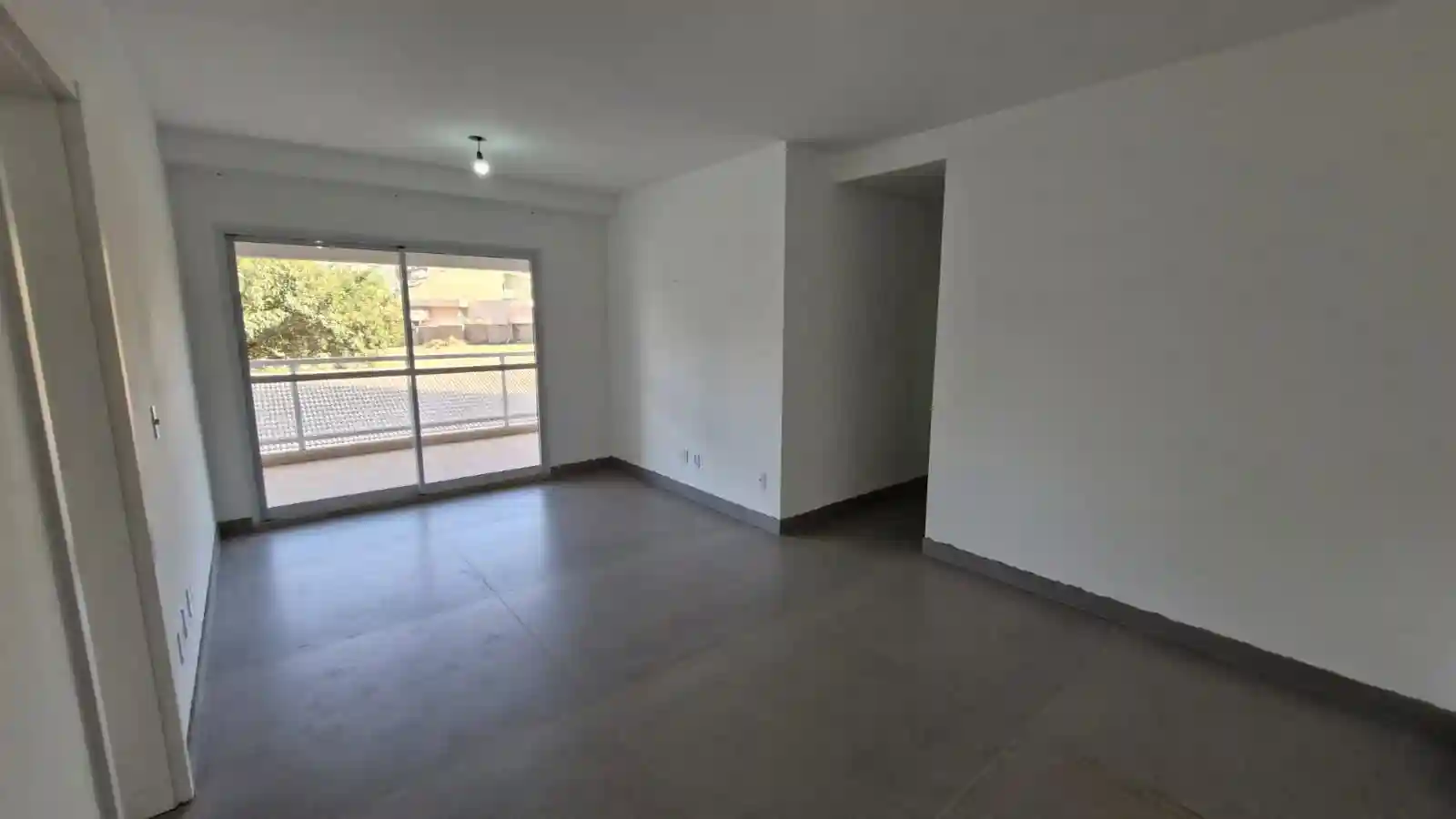 Apartamento com 3 quartos à venda, 115m² — foto 1 de 24