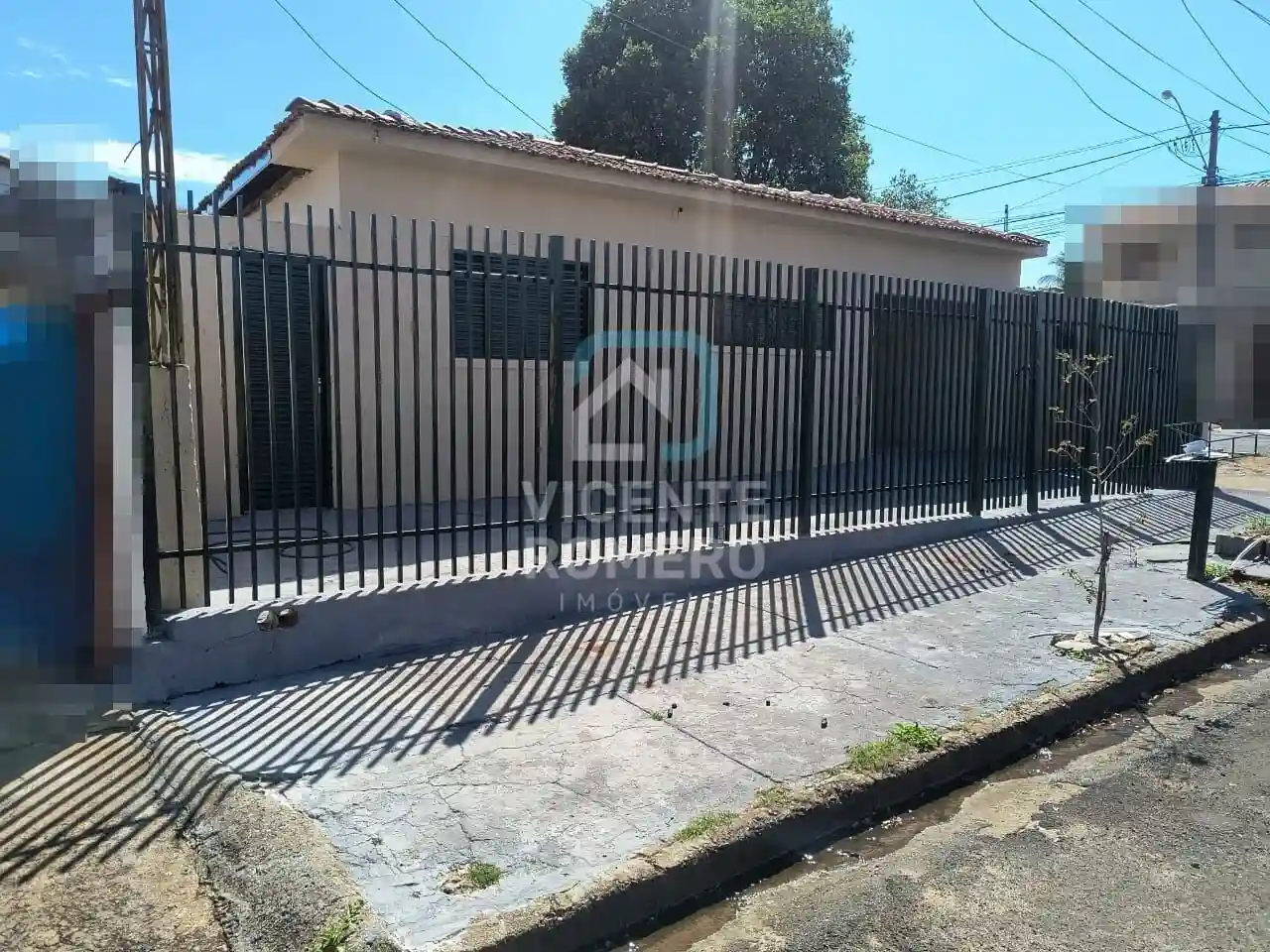 Casa com 2 quartos à venda, 120m² — foto 2 de 10