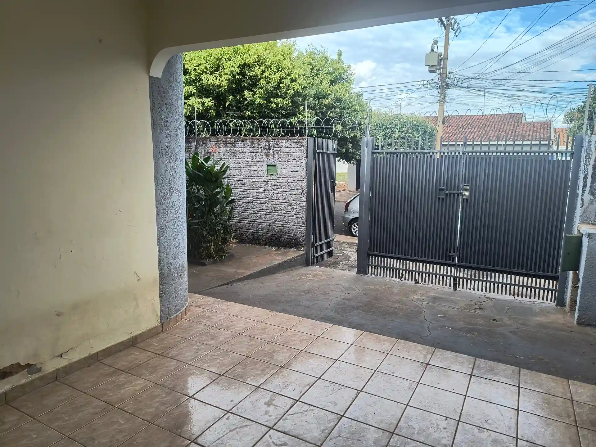 Casa com 3 quartos à venda, 130m² — foto 1 de 19