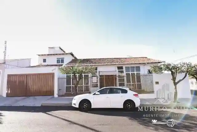Casa com 4 quartos à venda, 360m² — foto 3 de 18