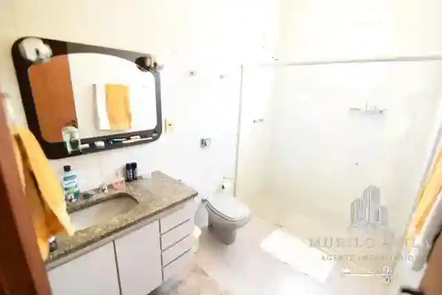 Casa com 4 quartos à venda, 360m² — foto 8 de 18
