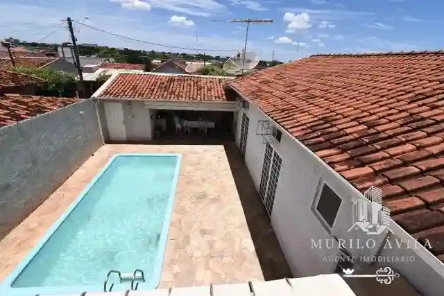 Casa com 4 quartos à venda, 360m² — foto 2 de 18