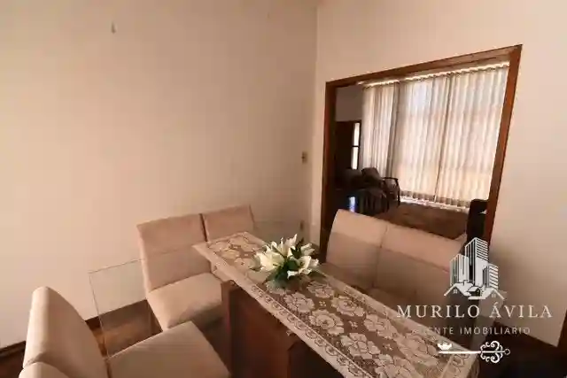 Casa com 4 quartos à venda, 360m² — foto 10 de 18