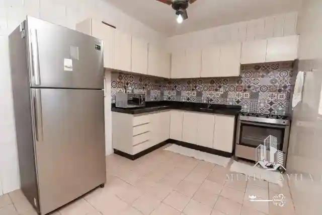 Casa com 4 quartos à venda, 360m² — foto 15 de 18