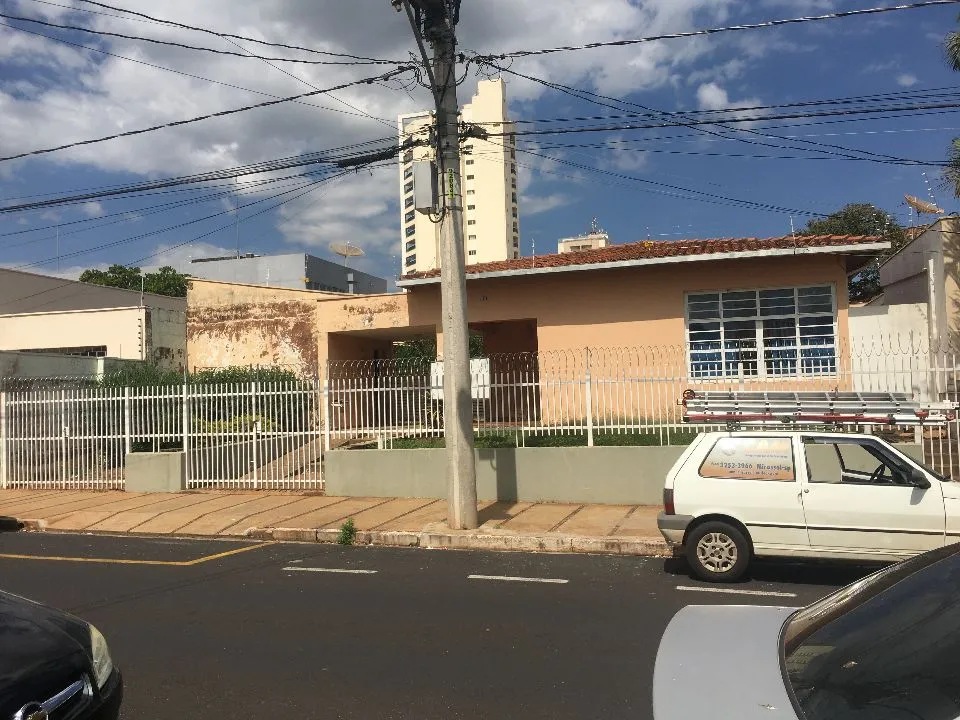 Imóvel Comercial com 3 quartos à venda, 675m² — foto 2 de 2
