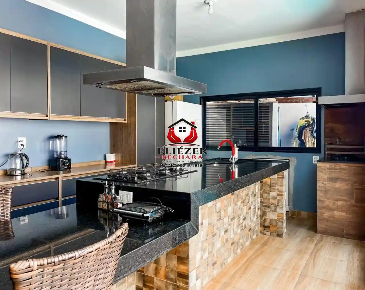 Casa com 3 quartos à venda, 160m² — foto 3 de 25