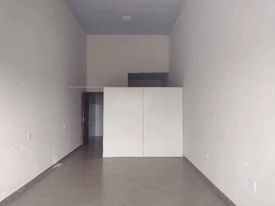 Loja / Salão / Ponto Comercial à venda — foto 1 de 4